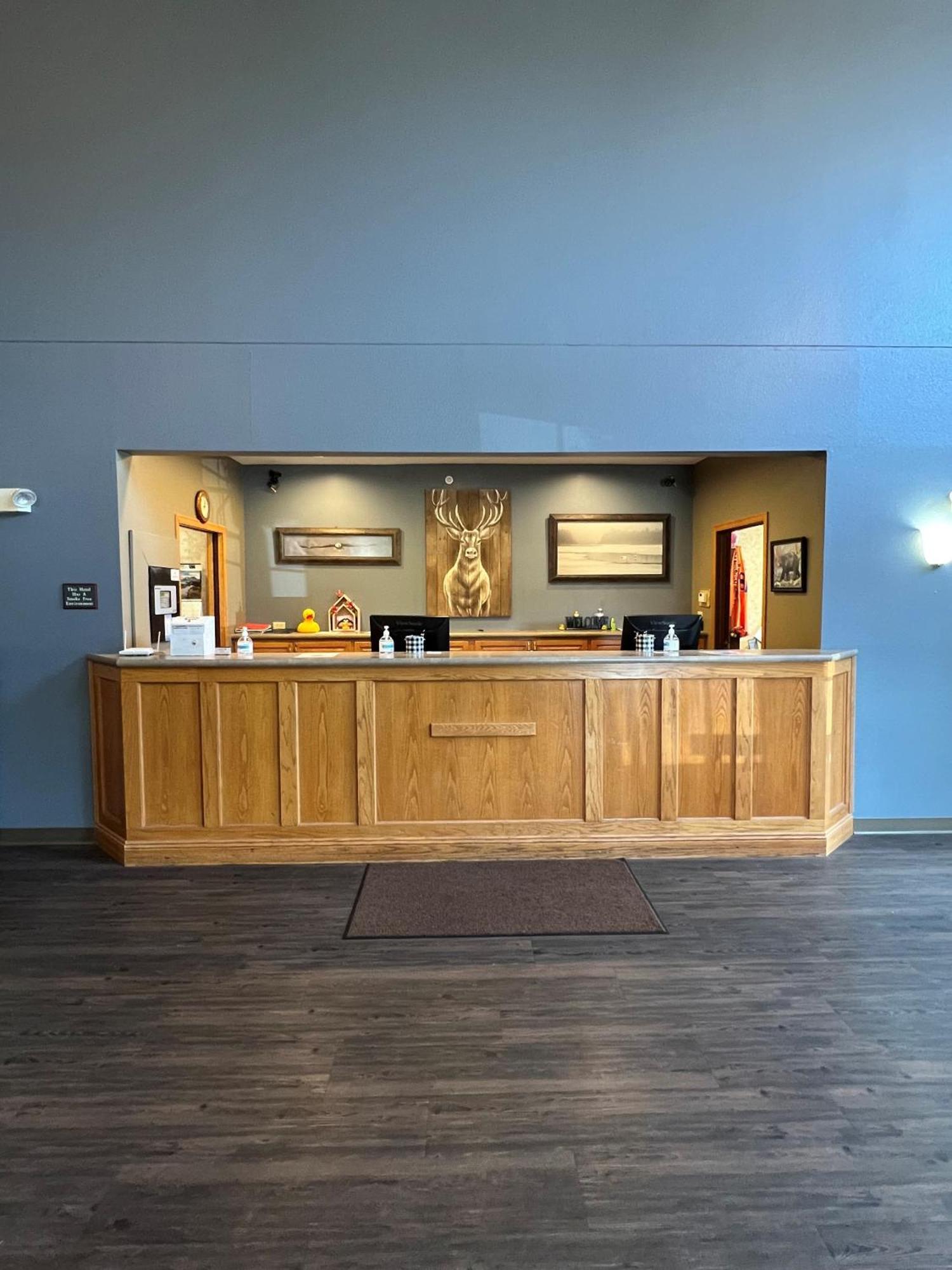 Country Inn Уолкер Экстерьер фото